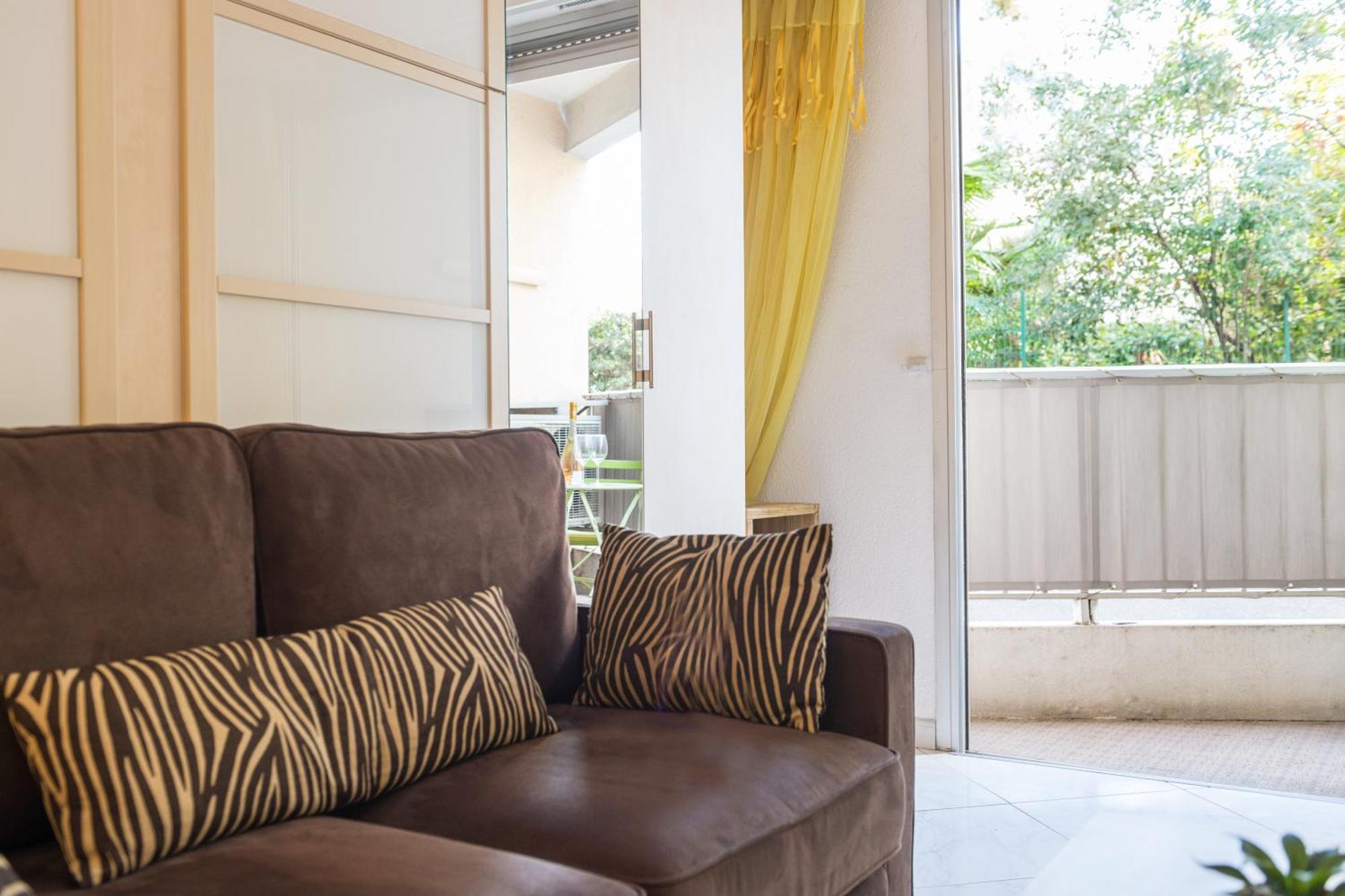 Cosy Studio - Residence Front De Mer - Mentona Zewnętrze zdjęcie